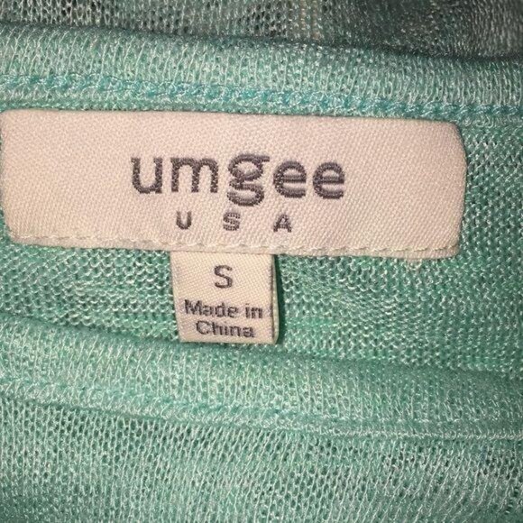 Umgee Semi Sheer Floral Crochet Short Sleeve Top - Picture 4 of 5